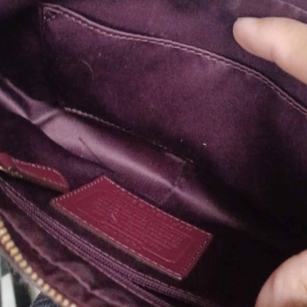 Coach Chelsea Tweed Burgundy and Gold accents shoulder bag - Picture 5 of 9